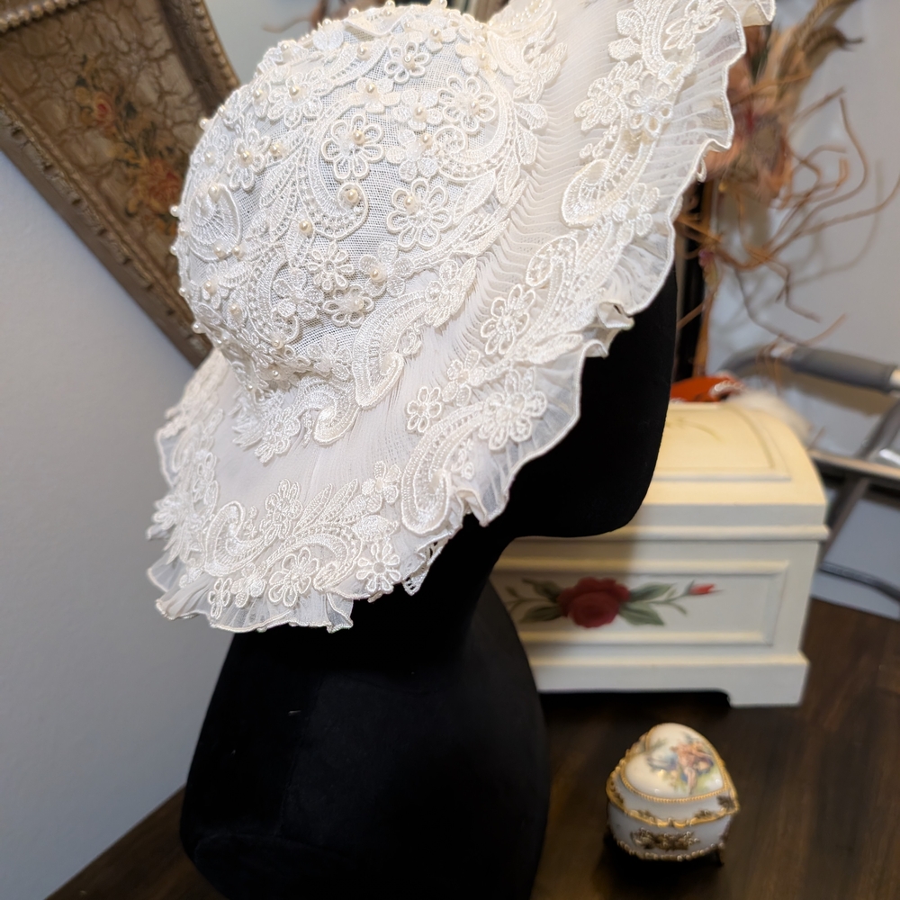 Vintage Lace & Pearl Wide Brim Hat – Bridal / Victorian Style